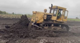 Булдозер ЧТЗ Т130, снимка 2