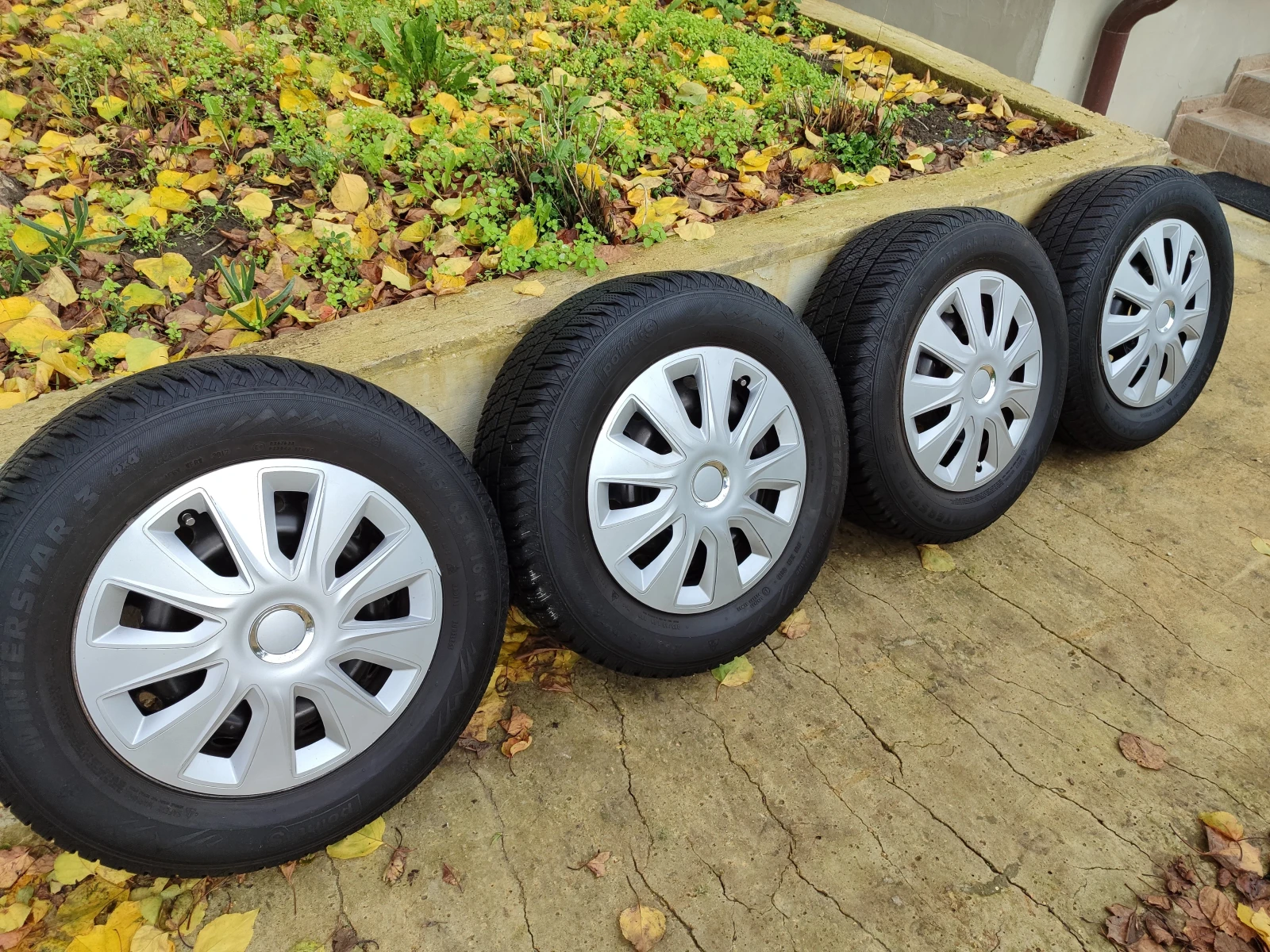 Гуми с джанти Други 215/65R16