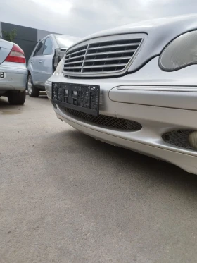 Mercedes-Benz C 270 612, снимка 2