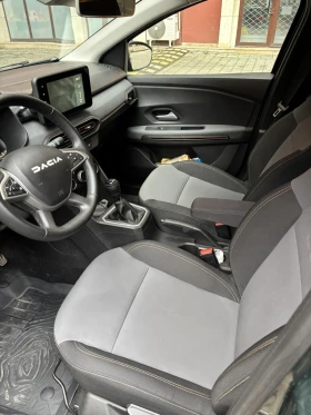 Dacia Jogger EXTREME ECO-G 100 - 7seats, снимка 7