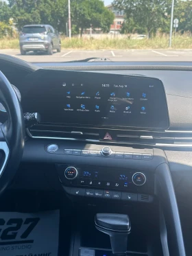 Hyundai Elantra CN7 2.0, снимка 10