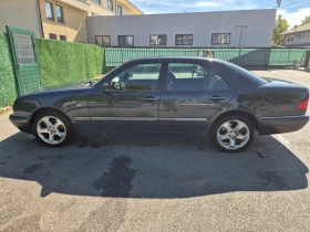 Mercedes-Benz E 320 4matic, снимка 5