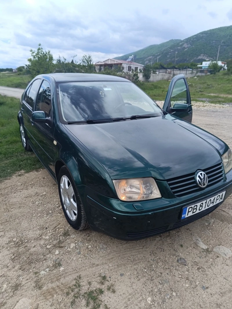 VW Bora, снимка 14 - Автомобили и джипове - 48502835