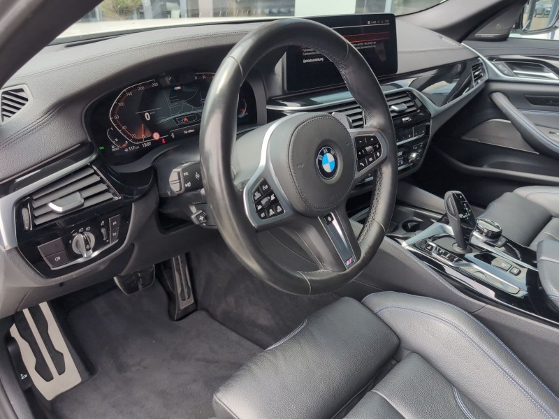 BMW 540 d xDrive M-Sport Laser/360/Panorama/FULL, снимка 6 - Автомобили и джипове - 46458078