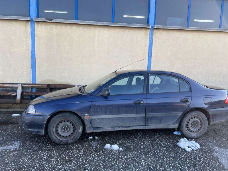 Toyota Avensis, снимка 1 - Автомобили и джипове - 48704787