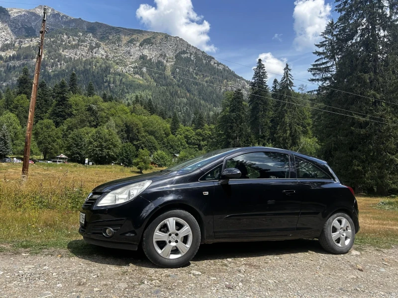 Opel Corsa 1.3 CTDI, снимка 2 - Автомобили и джипове - 47392145