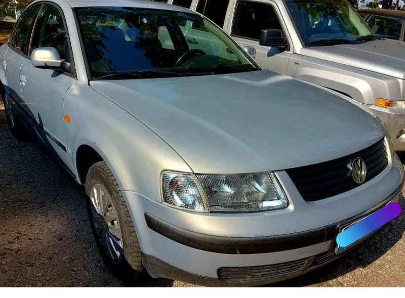 VW Passat 1.6, снимка 6 - Автомобили и джипове - 47884268