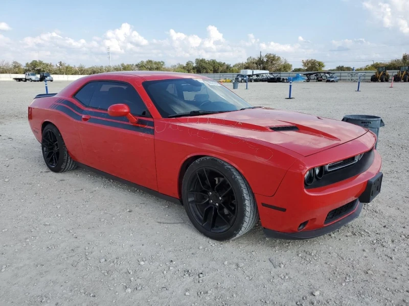 Dodge Challenger, снимка 3 - Автомобили и джипове - 48724715