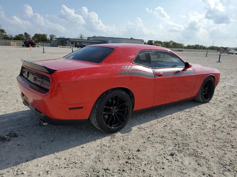 Dodge Challenger, снимка 4 - Автомобили и джипове - 48724715