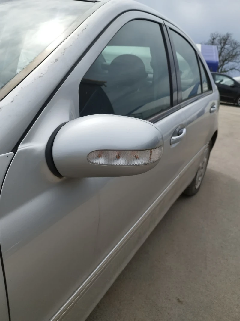 Mercedes-Benz C 270 612, снимка 4 - Автомобили и джипове - 49905717