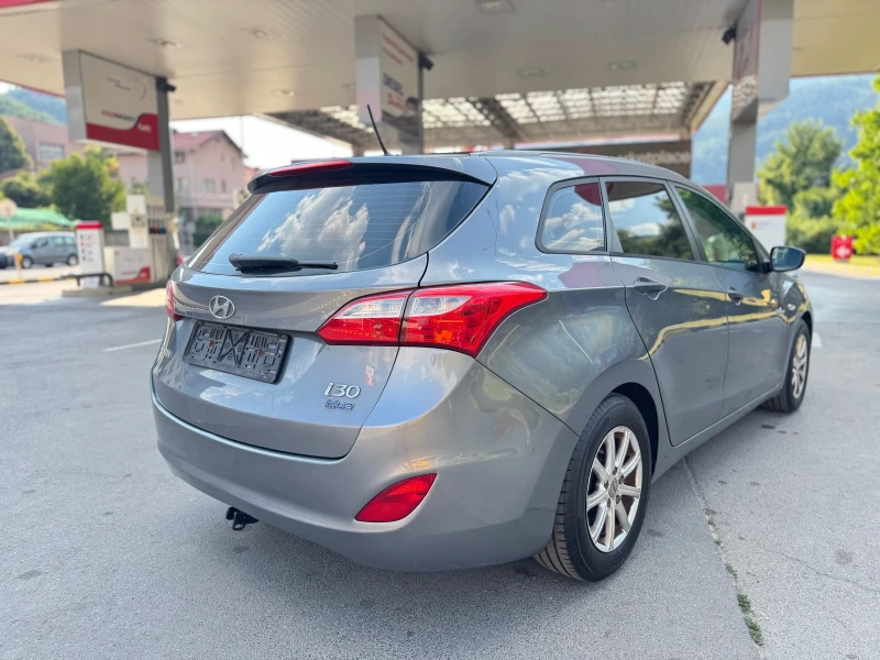 Hyundai I30 1.6CRDi , снимка 7 - Автомобили и джипове - 50948565