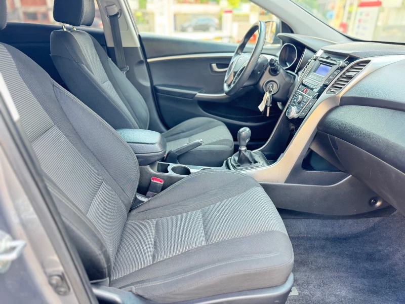 Hyundai I30 1.6CRDi , снимка 13 - Автомобили и джипове - 50948565
