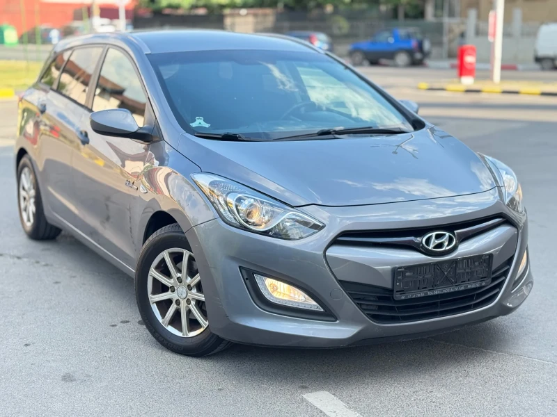 Hyundai I30 1.6CRDi , снимка 3 - Автомобили и джипове - 50948565