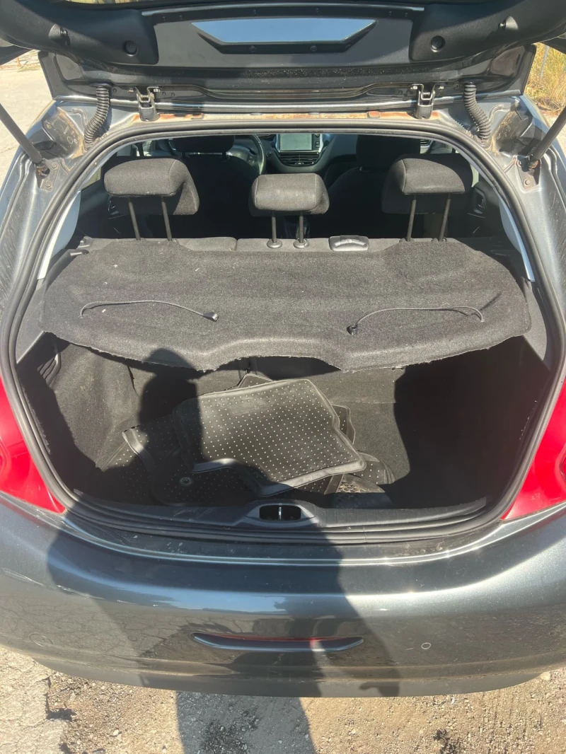 Peugeot 208 1.2vti 5ск 85км, снимка 4 - Автомобили и джипове - 51185084