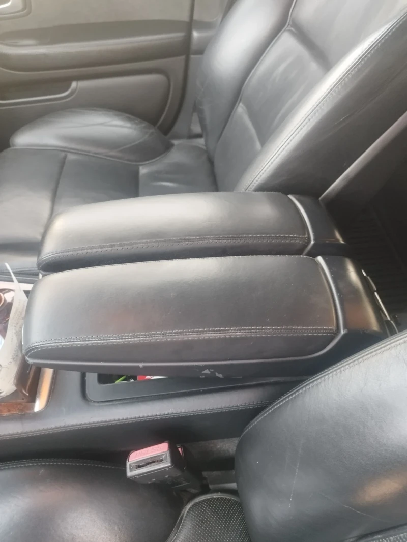 Audi A8 D3 4.2 L  FSI, снимка 11 - Автомобили и джипове - 52774382