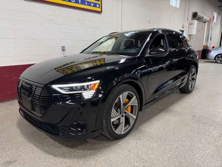 Audi E-Tron Technik quattro S-Line - 360 CAMERA - PANO ROOF -