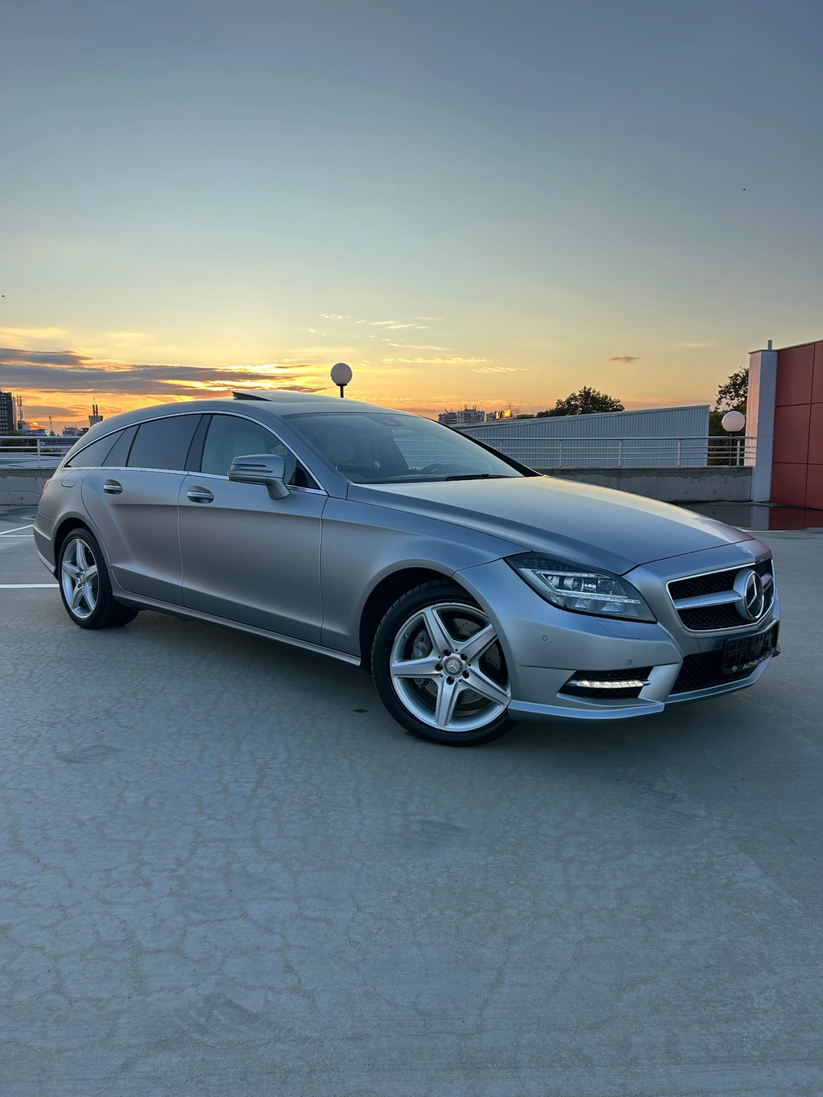 Mercedes-Benz CLS 350 CDI // AMG // DESIGNO // МАТ, снимка 1