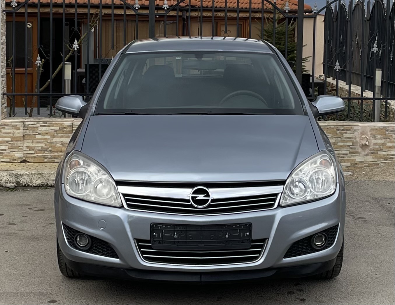 Opel Astra 1.4i LPG - изображение 1