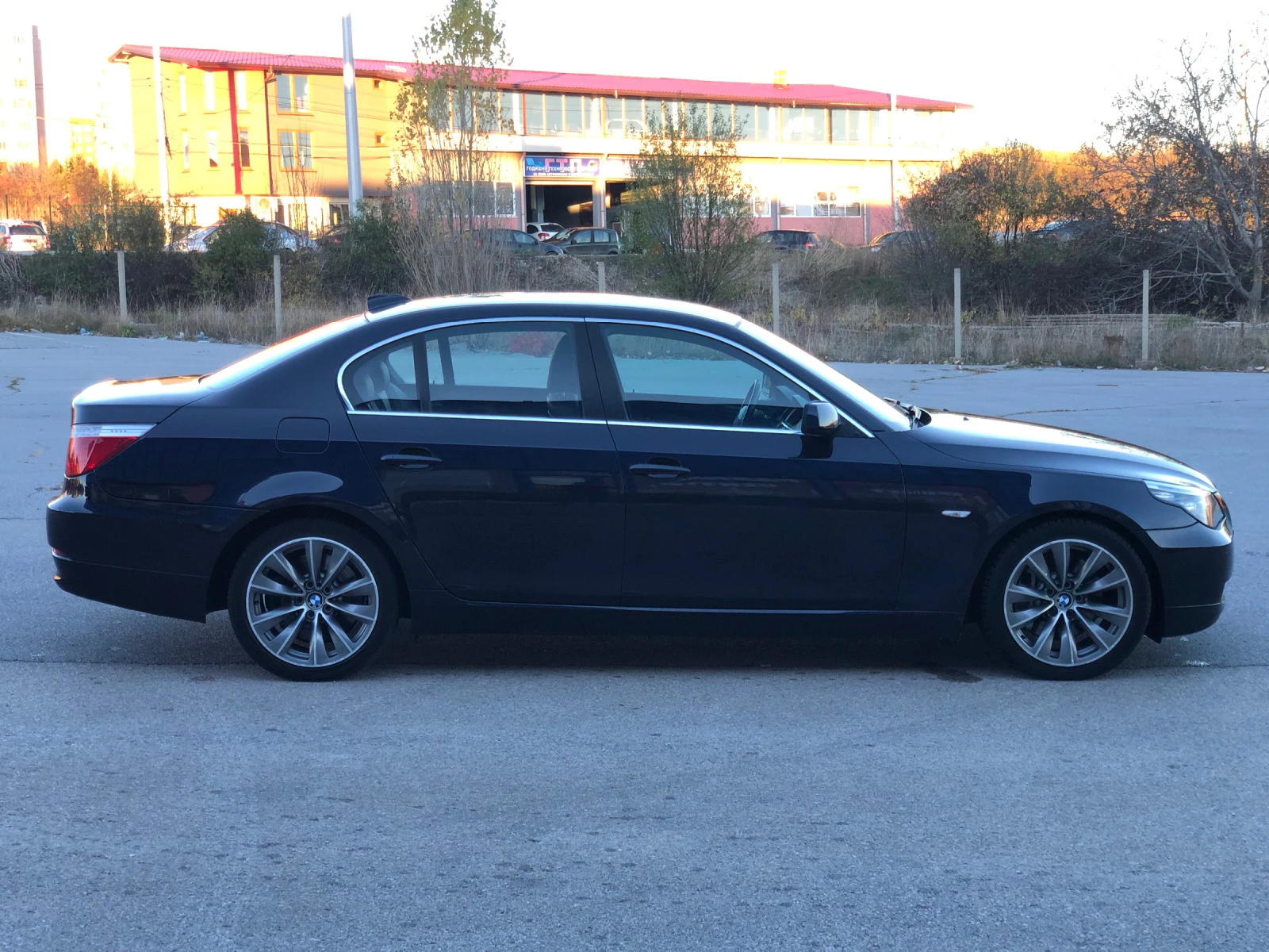 BMW 530 Климатроник, кожа - изображение 4