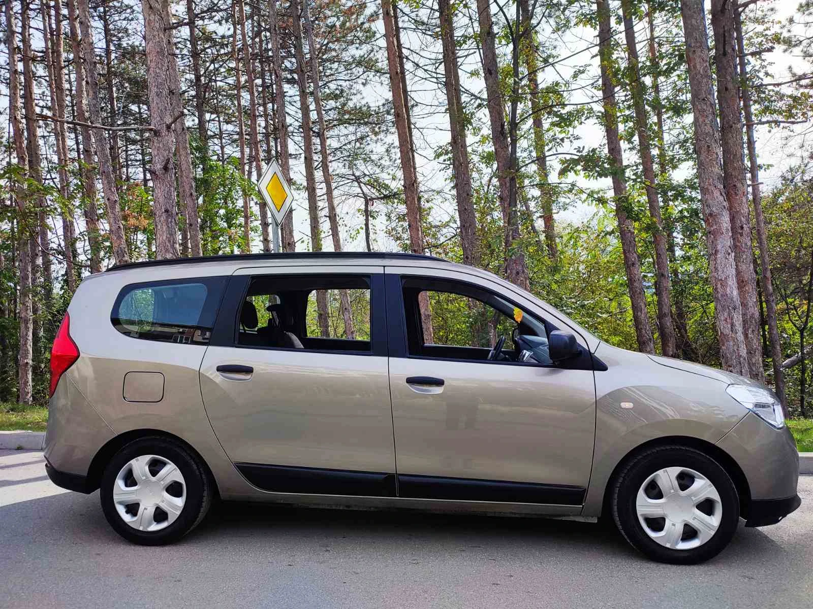 Dacia Lodgy 1.6 SWISS - изображение 5