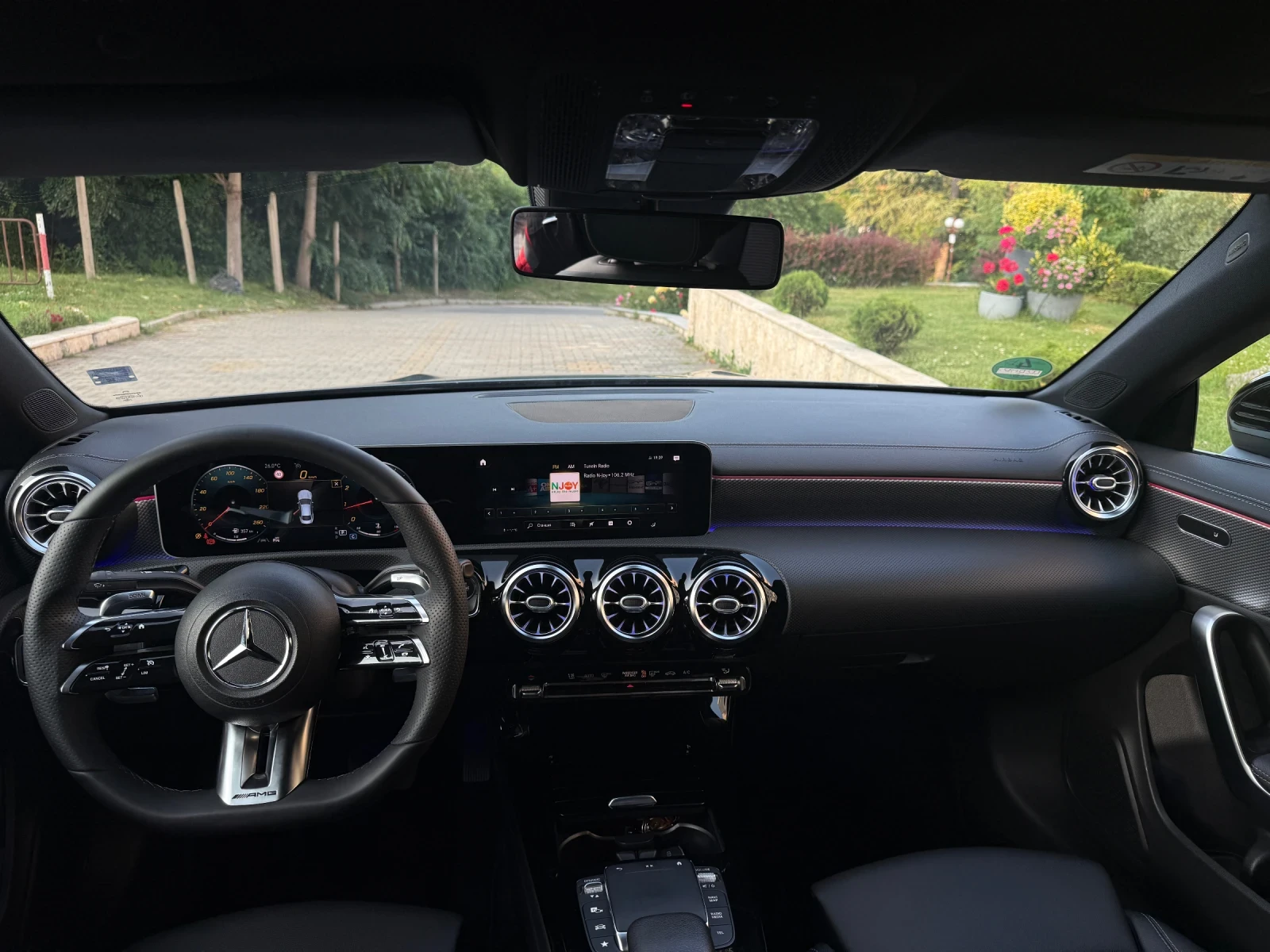 Mercedes-Benz CLA 180 AMG Пакет 45S - изображение 6