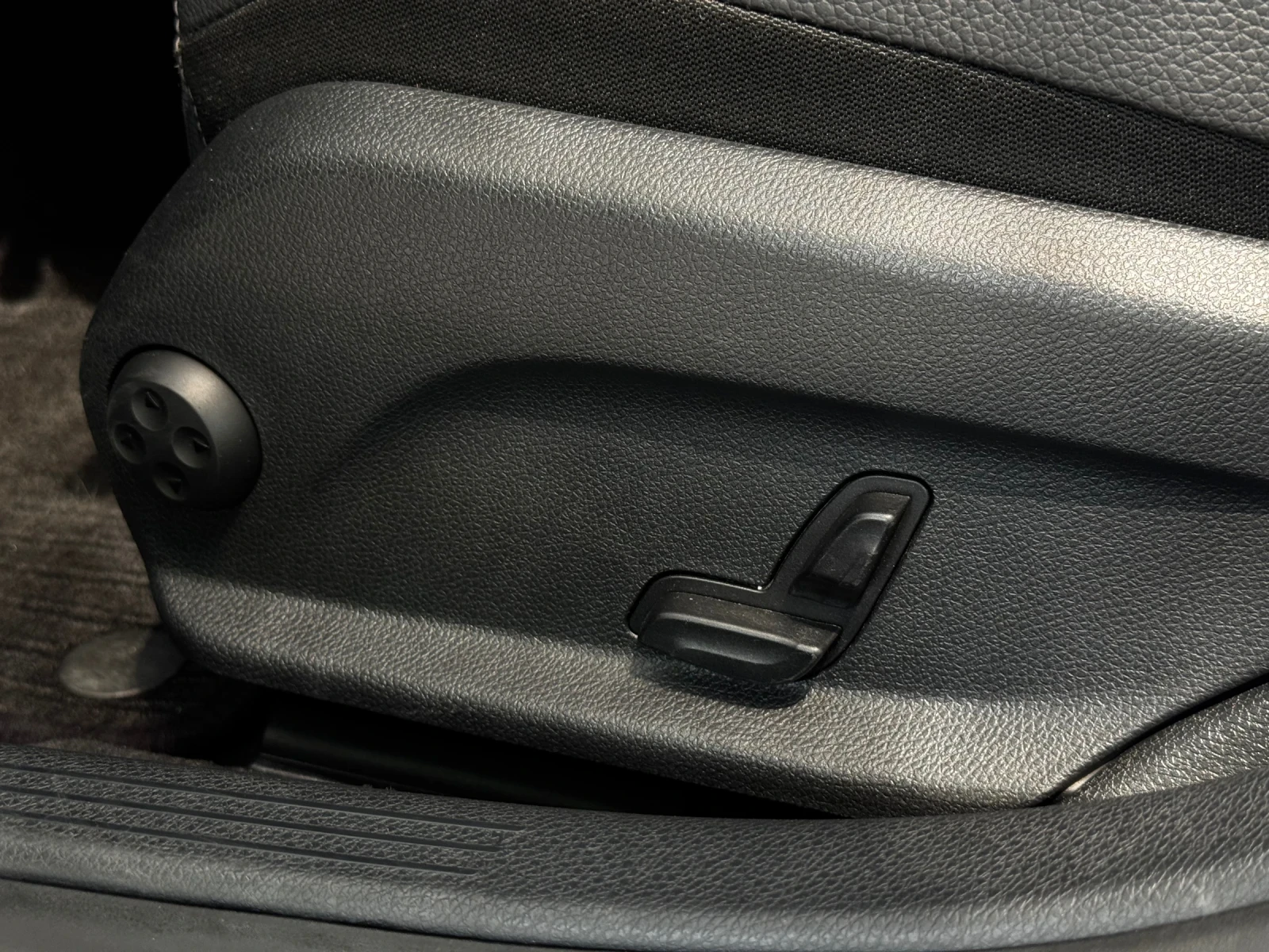 Mercedes-Benz C 220 d Lim. 4Matic Avantgarde ILS NAVI  | Mobile.bg   11