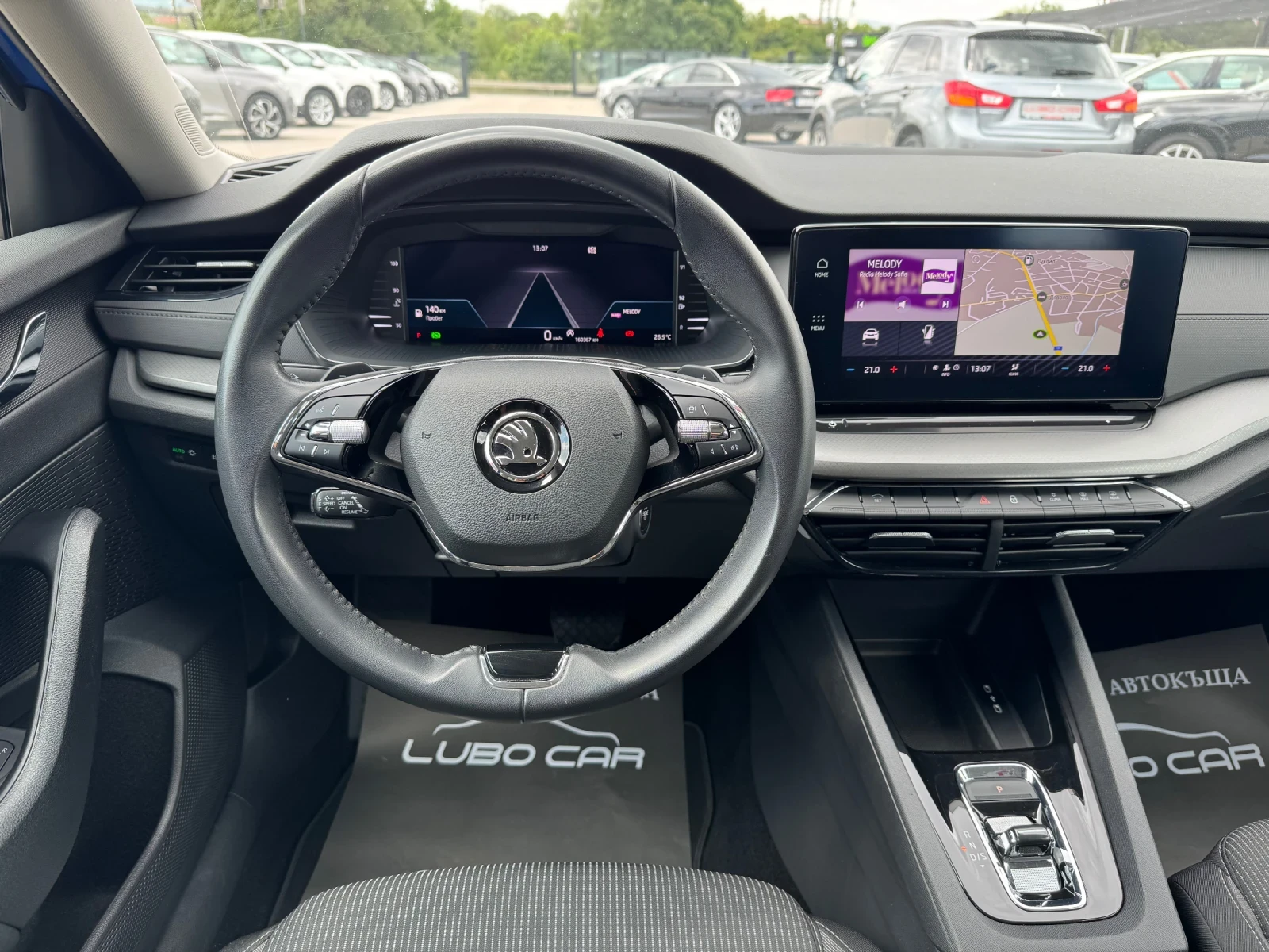 Skoda Octavia 2.0TDI-LED-DIGITAL-KEYLESS-DISTRONIC-LANE ASSIST | Mobile.bg   12