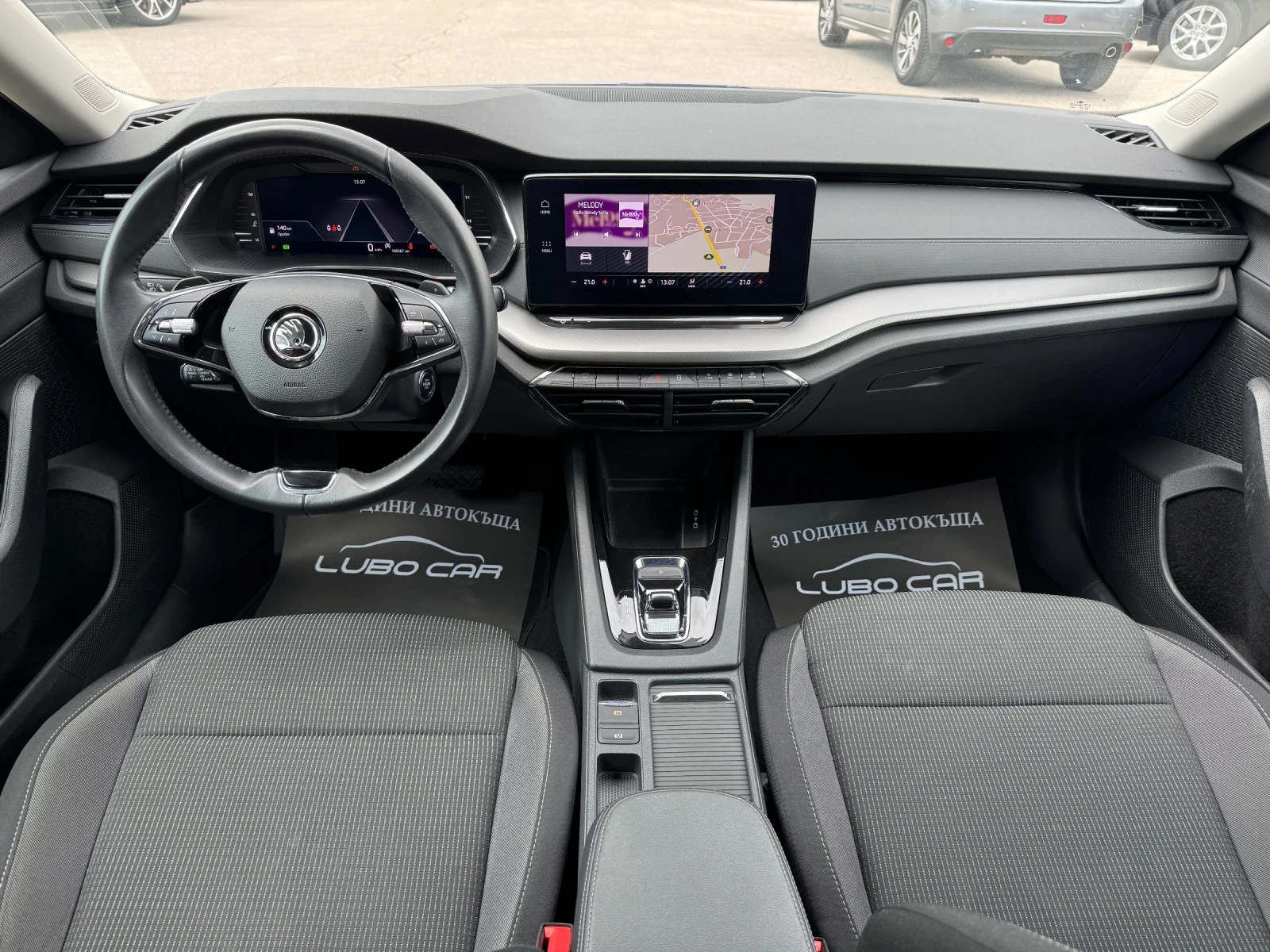 Skoda Octavia 2.0TDI-LED-DIGITAL-KEYLESS-DISTRONIC-LANE ASSIST | Mobile.bg   11