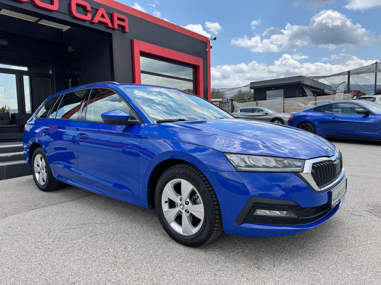 Skoda Octavia 2.0TDI-LED-DIGITAL-KEYLESS-DISTRONIC-LANE ASSIST - изображение 7