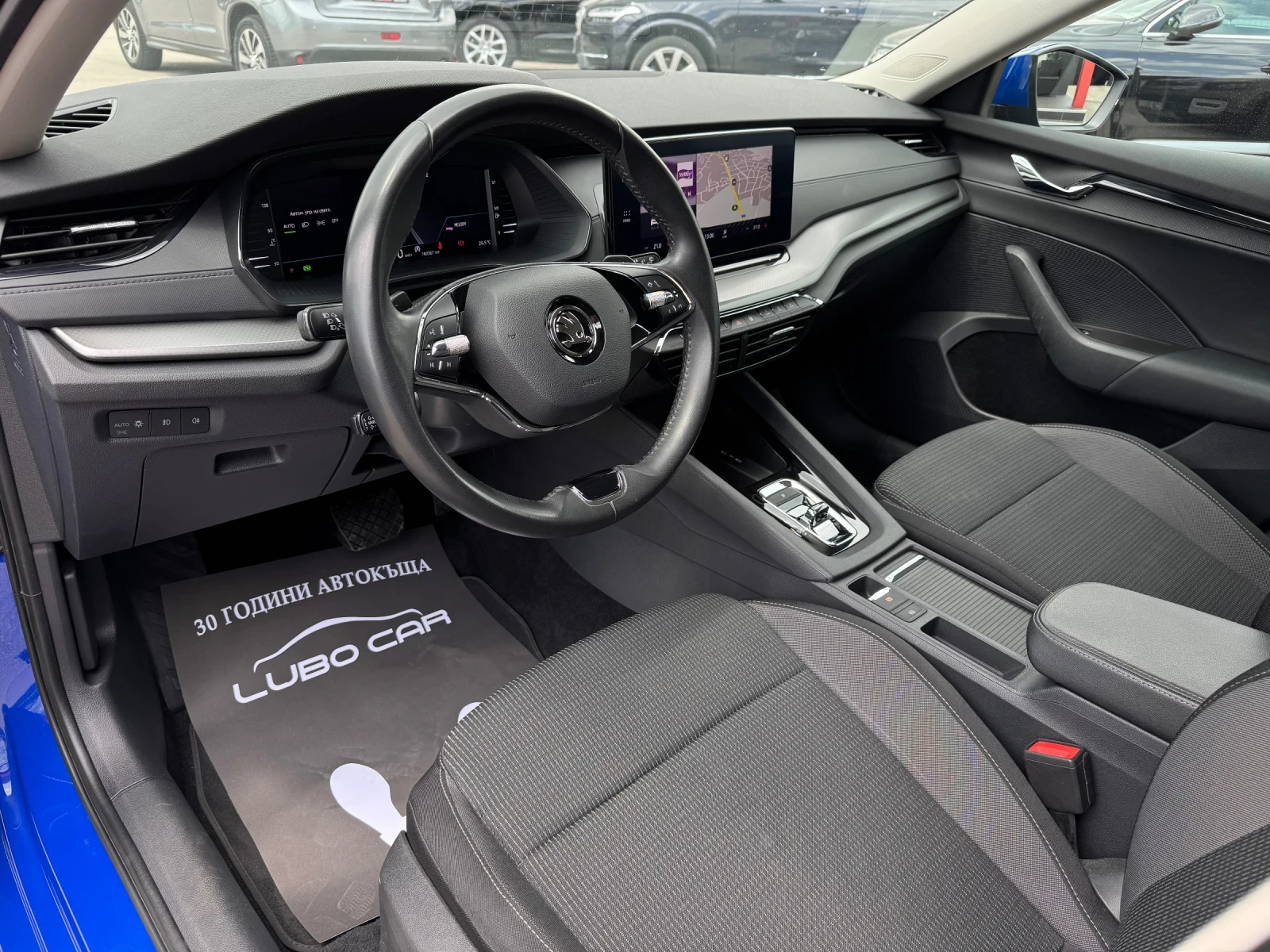 Skoda Octavia 2.0TDI-LED-DIGITAL-KEYLESS-DISTRONIC-LANE ASSIST - изображение 10