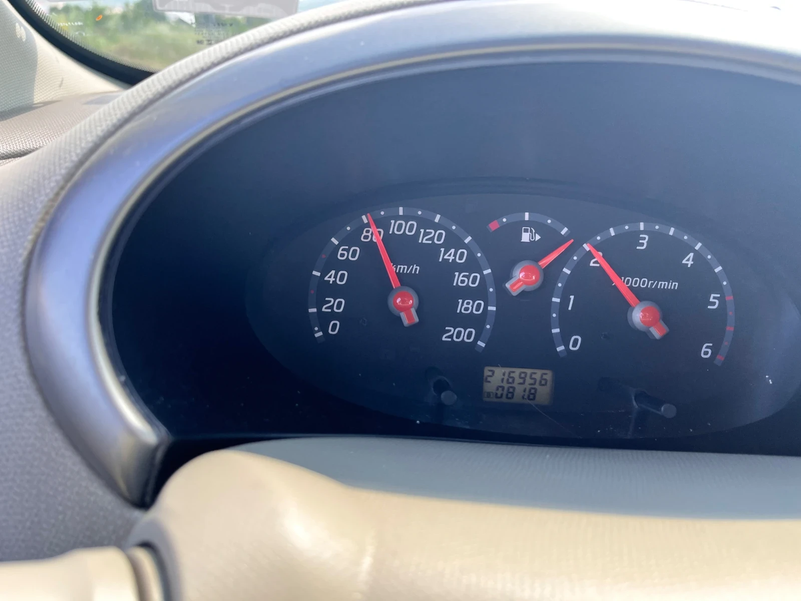 Nissan Micra  - изображение 6