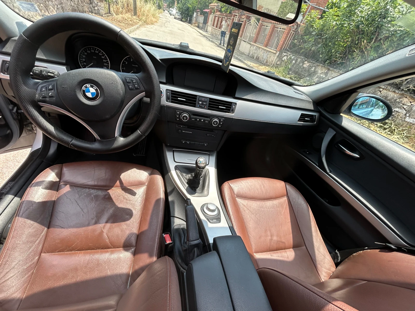 BMW 320  - изображение 7