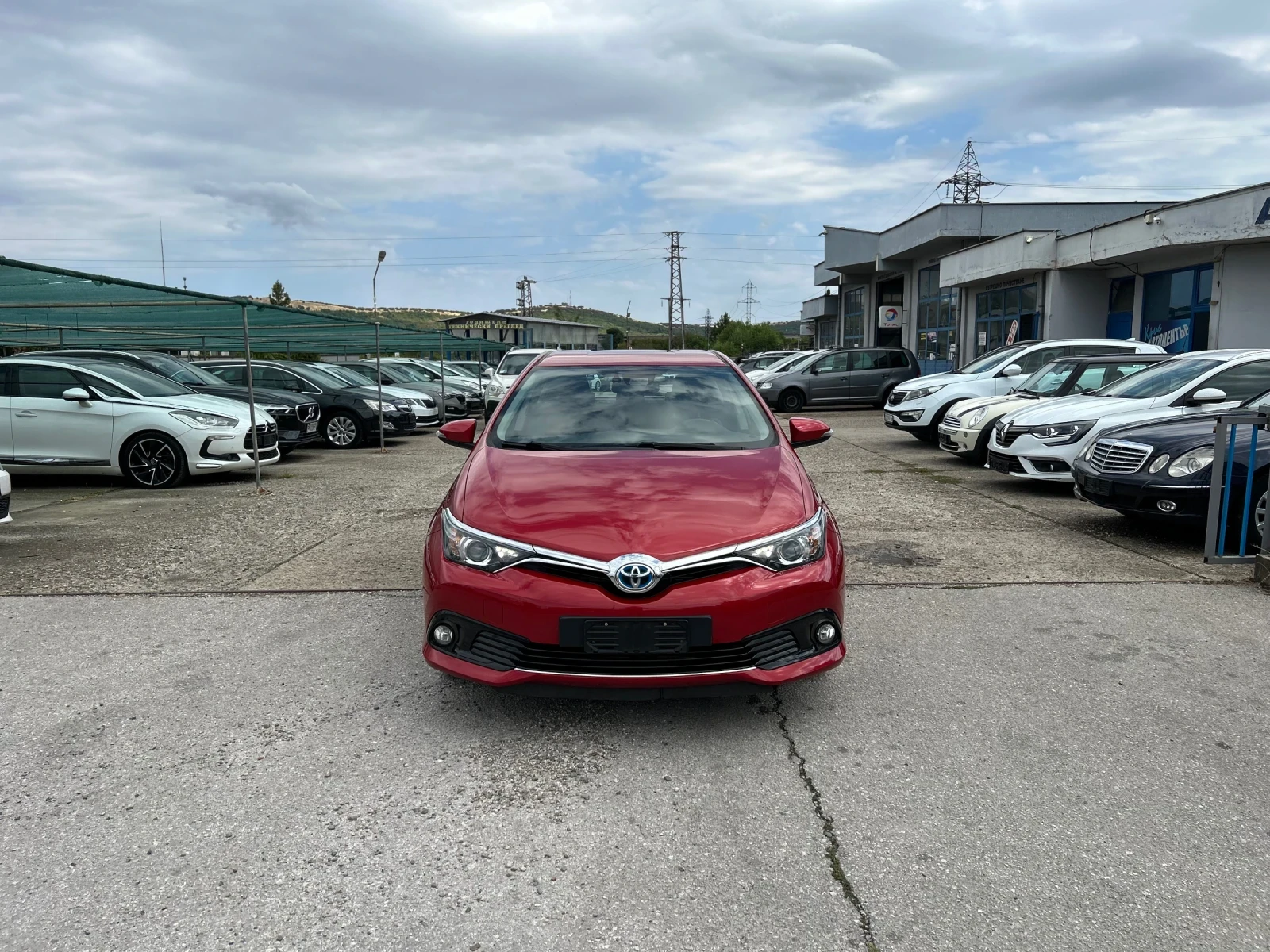 Toyota Auris HYBRID - изображение 2