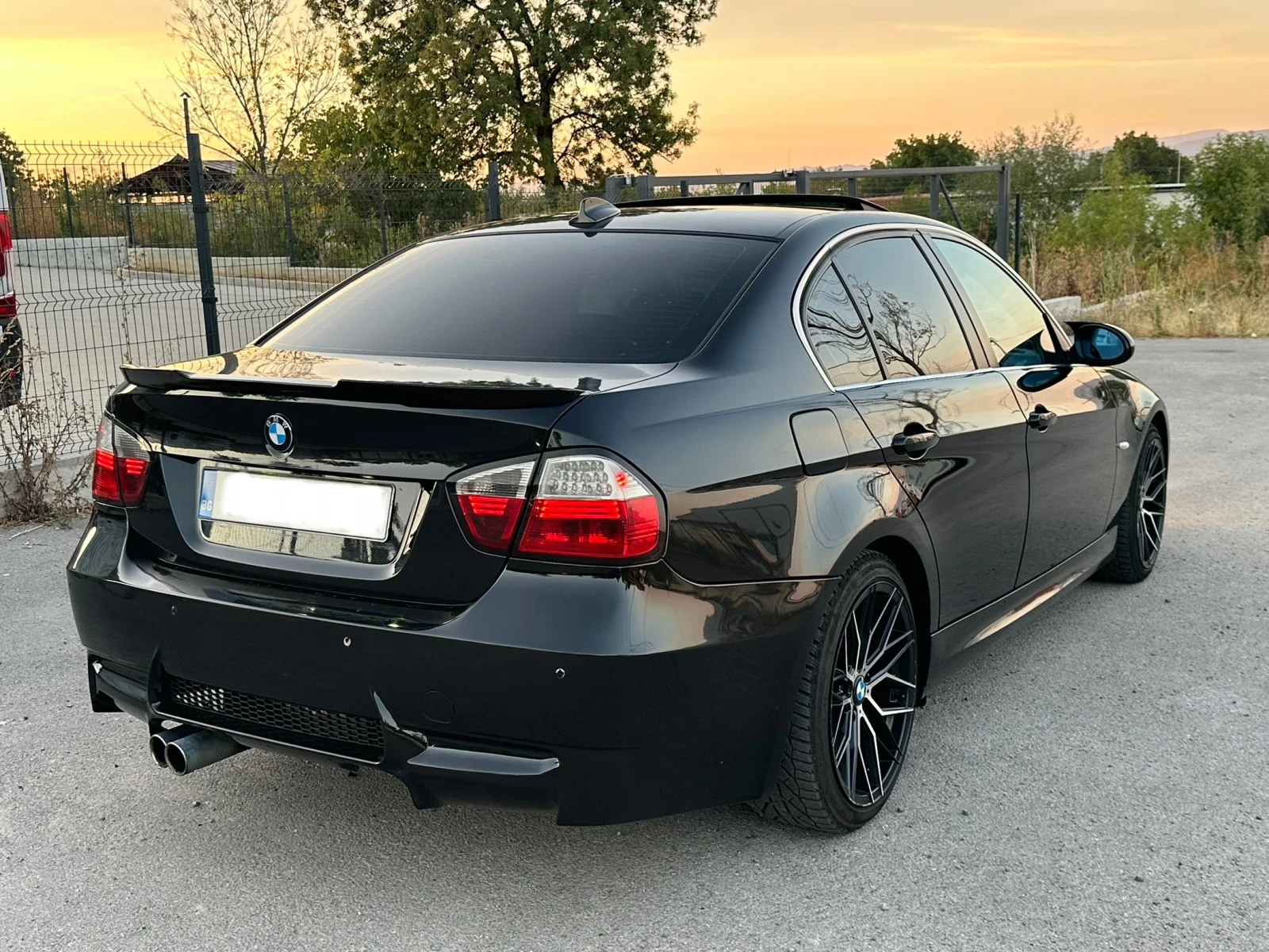 BMW 330  - изображение 5