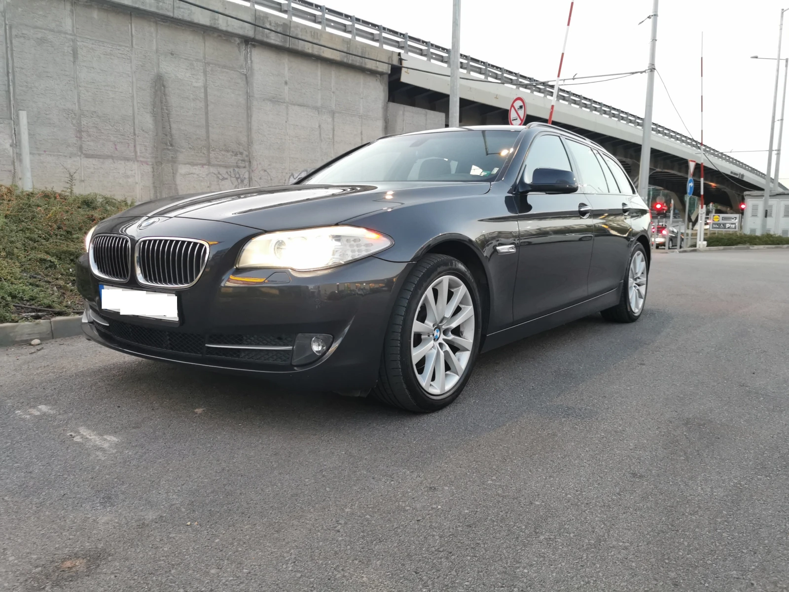 BMW 520  - изображение 2