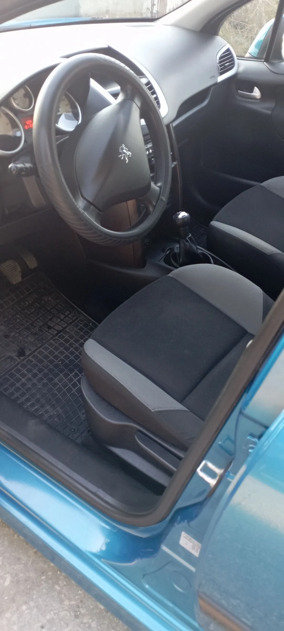 Peugeot 207 1.4  - изображение 5