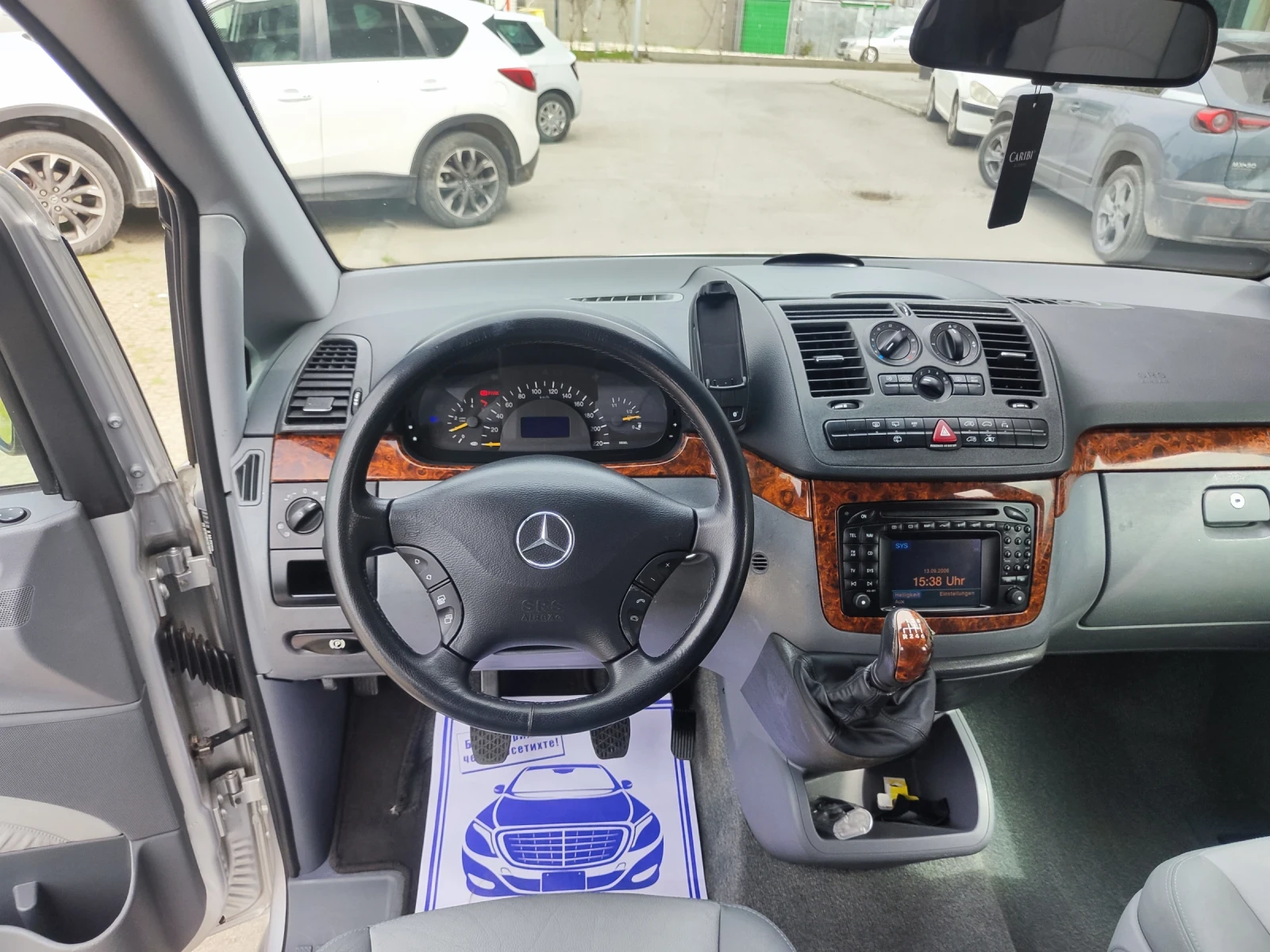 Mercedes-Benz Viano 2.2 CDI, снимка 13 - Автомобили и джипове - 54363320