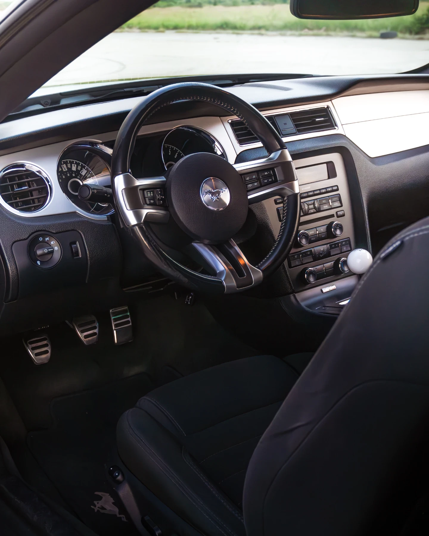 Ford Mustang V6, снимка 2 - Автомобили и джипове - 54397706