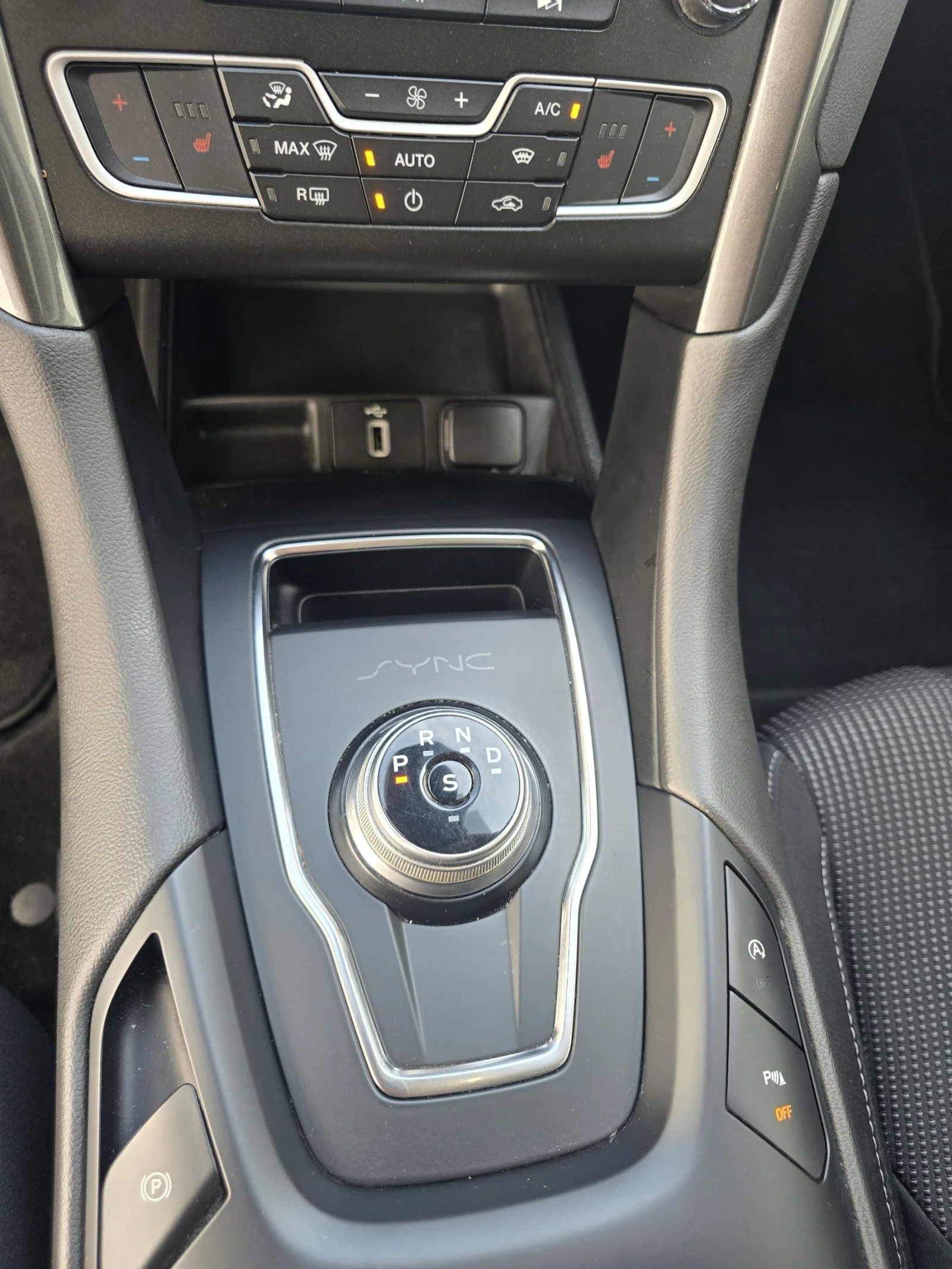 Ford Mondeo 2.0 EURO 6 8 СКОРОСТИ НОВ ВНОС ГЕРМАНИЯ, снимка 16 - Автомобили и джипове - 54555724