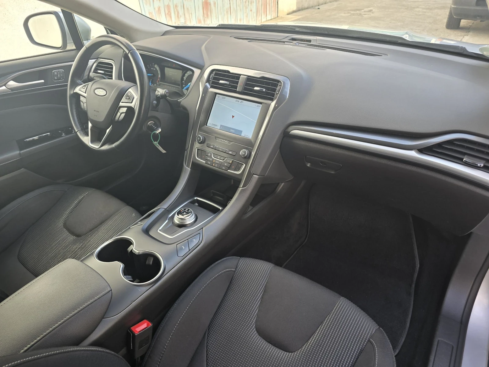 Ford Mondeo 2.0 EURO 6 8 СКОРОСТИ НОВ ВНОС ГЕРМАНИЯ, снимка 8 - Автомобили и джипове - 54555724