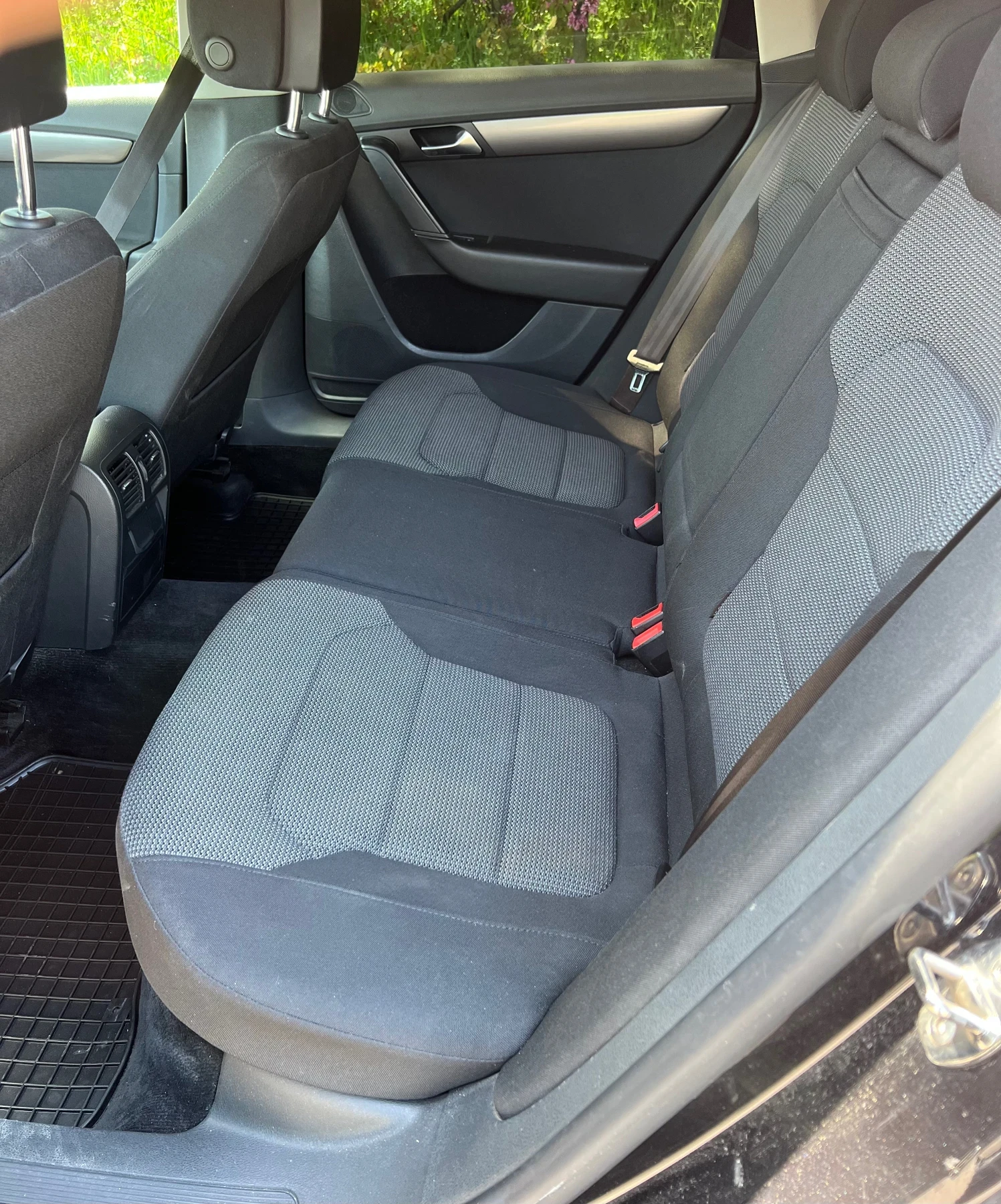VW Passat 2.0TDI* DSG-7, снимка 9 - Автомобили и джипове - 55023379