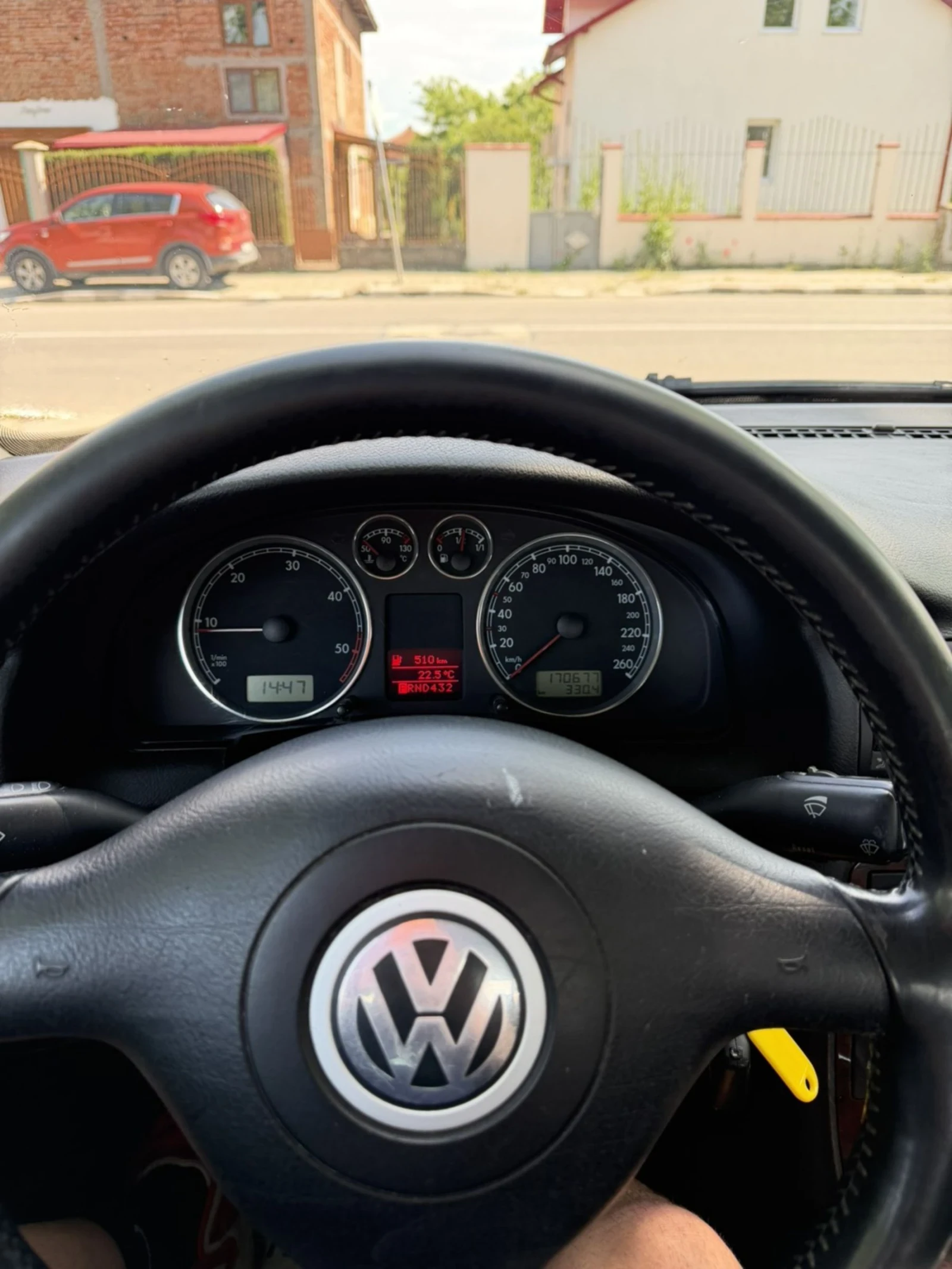VW Passat, снимка 14 - Автомобили и джипове - 54674477