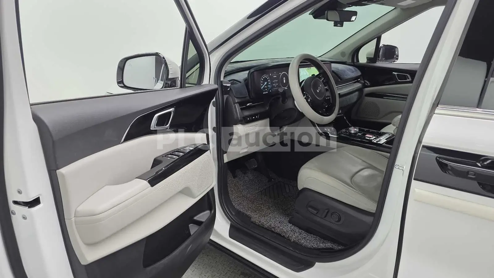 Kia Carnival 3.5| 360| DISTRONIC| ОБДУХВАНЕ, снимка 5 - Автомобили и джипове - 54713423