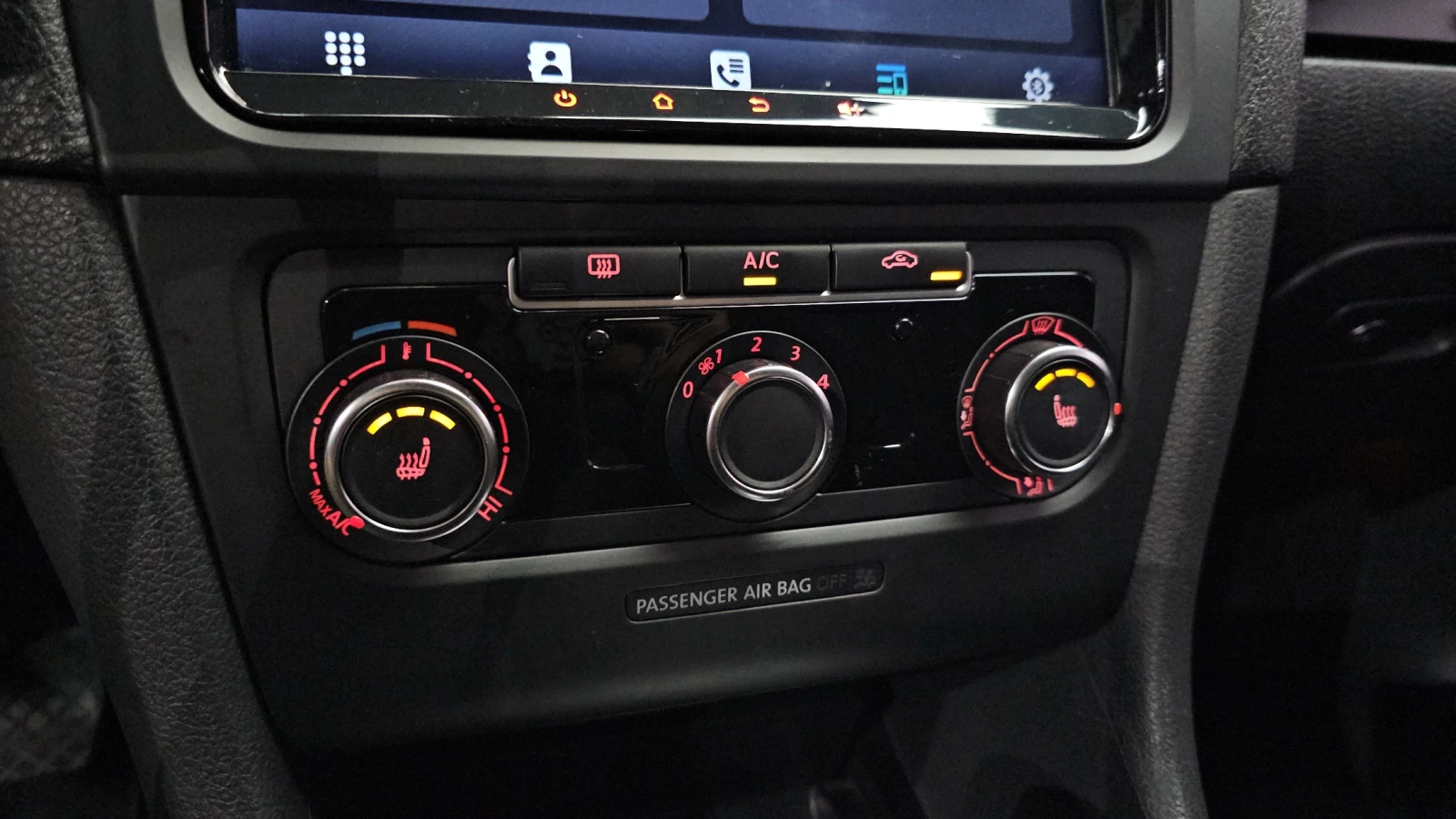 VW Golf !!УНИКАТ!! #ПЪЛНО ОБОРУДВАНЕ# !CARBON, снимка 13 - Автомобили и джипове - 54934690