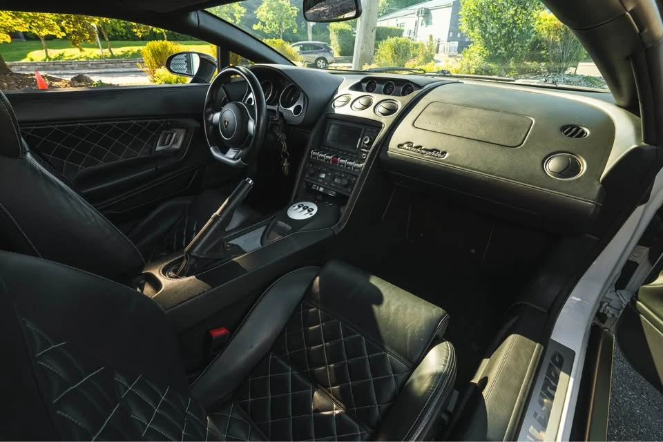 Lamborghini Gallardo V10 * CARFAX * CUSTOM WRAP * BODYKIT, снимка 9 - Автомобили и джипове - 55027067