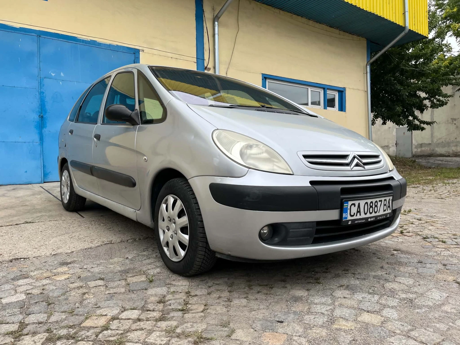 Citroen Xsara picasso 1.6i SX, снимка 2 - Автомобили и джипове - 55406294