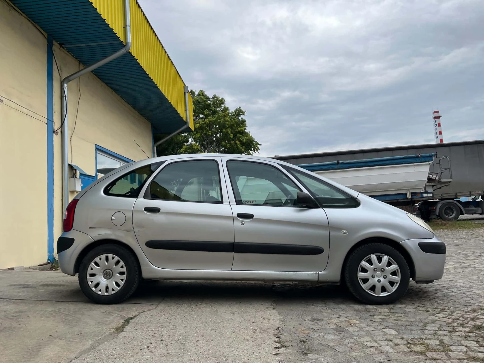 Citroen Xsara picasso 1.6i SX, снимка 4 - Автомобили и джипове - 55406294