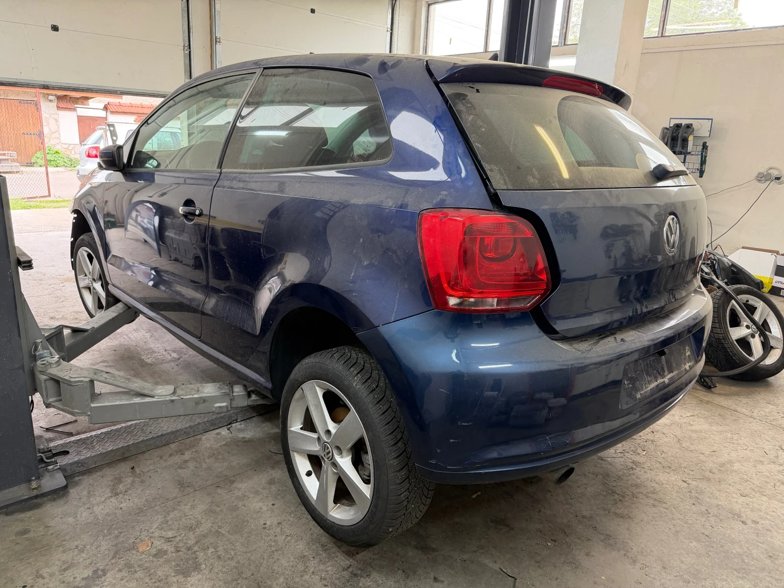 VW Polo 1.6tdi, снимка 3 - Автомобили и джипове - 55798085