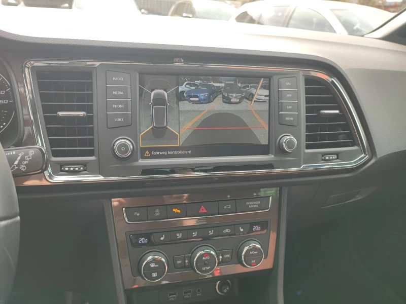 Seat Ateca 2.0TDI-190ks-4X4-ПАНОРАМА-ШИБЕДАХ- 360 KAМЕРА-FULL, снимка 13 - Автомобили и джипове - 47462216