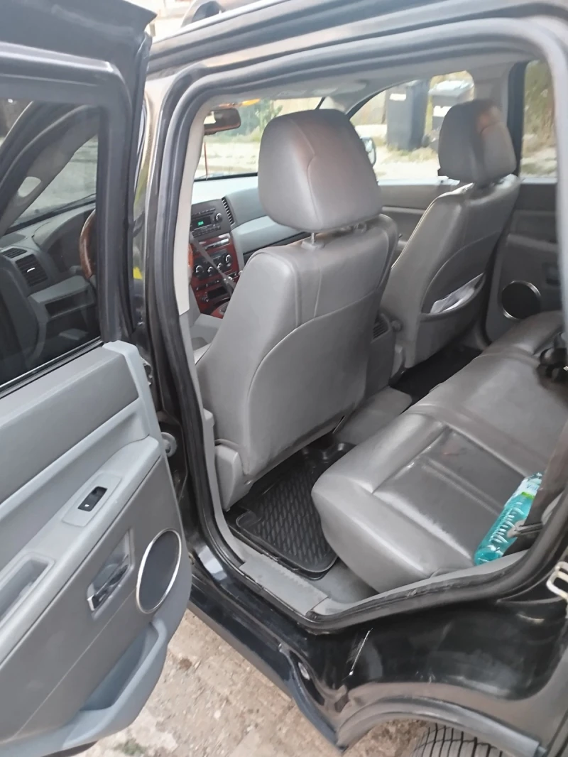 Jeep Grand cherokee OVERLAND CRD, снимка 8 - Автомобили и джипове - 52551044